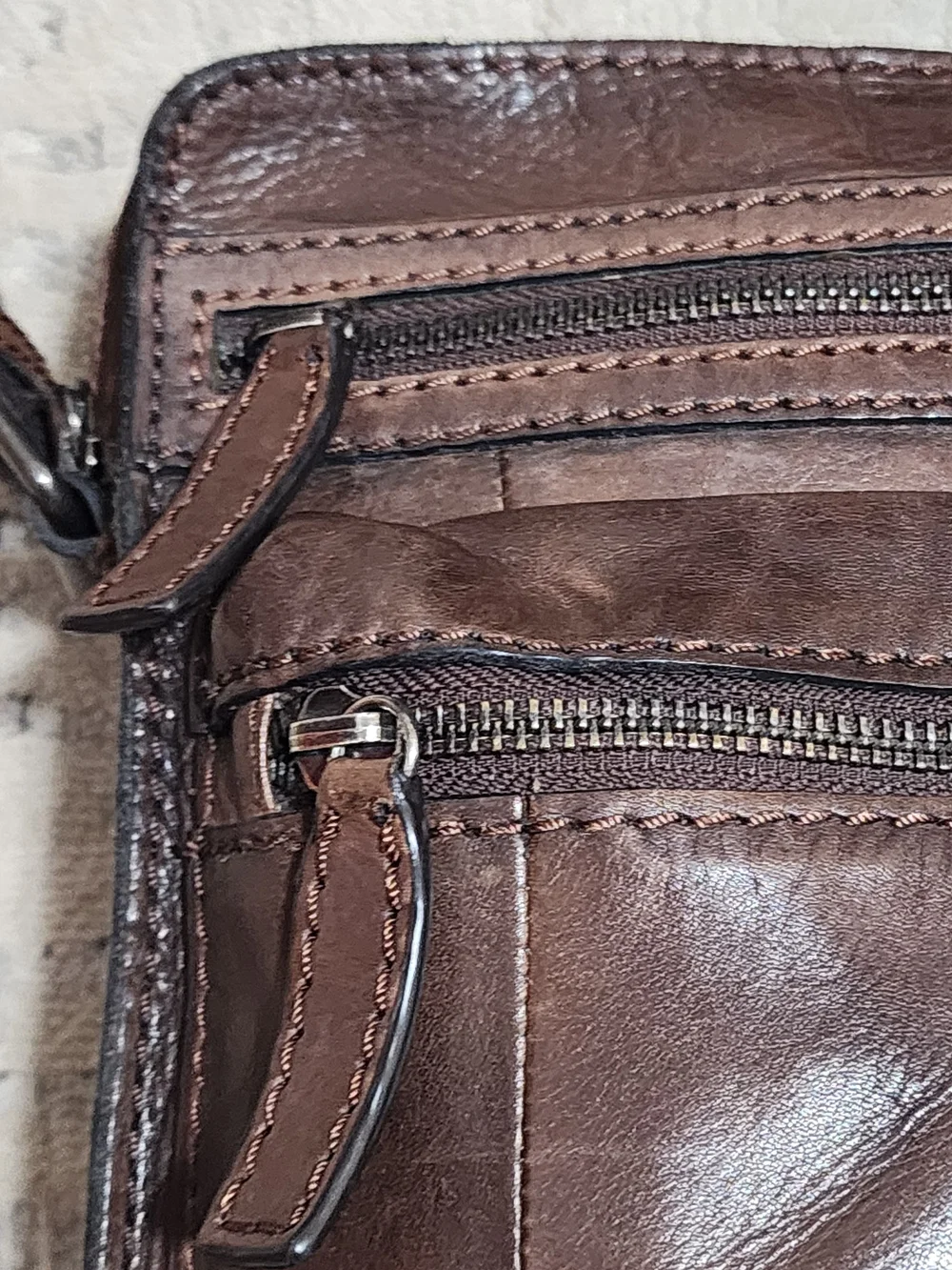 Men's Brown Leather Crossbody Bag - Classic Everyday Carry Muliple Zip Pockets